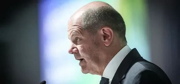 Канцлер Шольц назвав ядерний удар "червоною лінією"