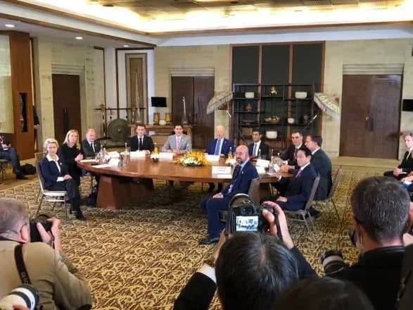 Лідери G7 проводять екстрену зустріч у зв'язку з інцидентом у Польщі