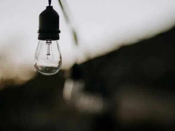 Планові відключення електроенергії сьогодні застосують у всіх регіонах України – Укренерго