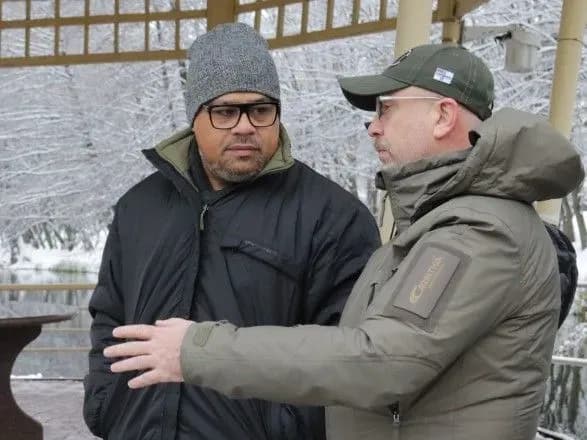 Вперше в історії міністр оборони Нової Зеландії прибув до України