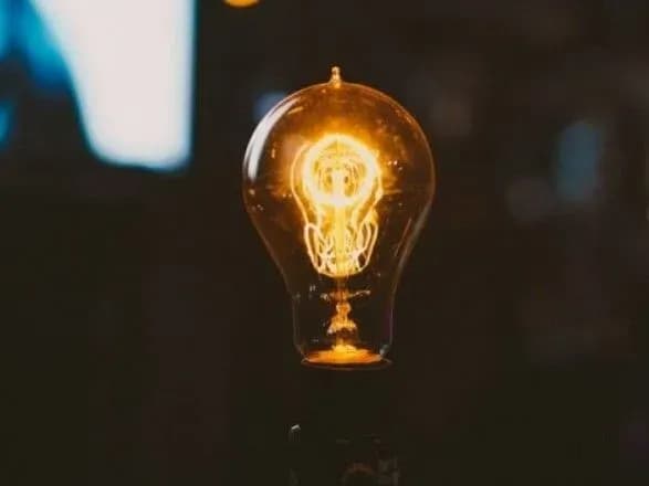 У всіх регіонах України сьогодні відключення світла за графіками