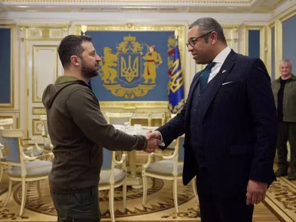 Глава МЗС Великої Британії зустрівся із Зеленським