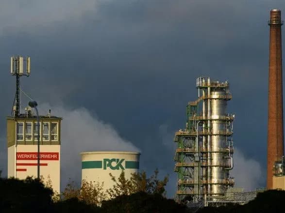 Польща домагається підтримки Німеччини для санкцій проти російського нафтопроводу «Дружба»