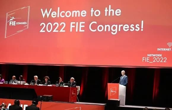 Російських та білоруських спортсменів не допустять до міжнародних змагань з фехтування