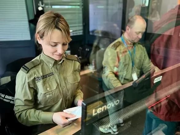 До Польщі з початку повномасштабної війни виїхали 8 млн українців, повернулися - 6,2 мільйона