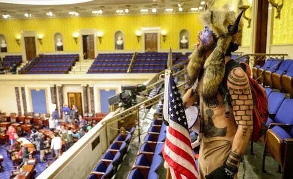 У США засудили ще одну групу учасників штурму Капітолію