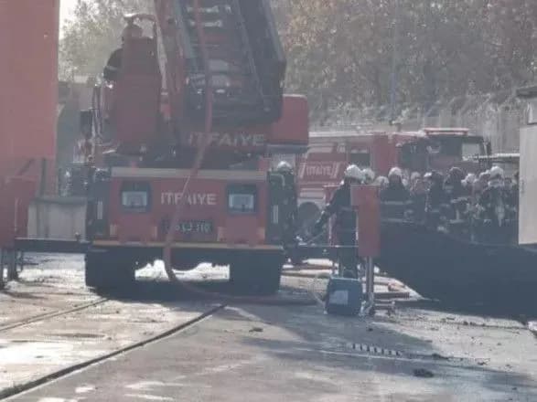 У турецькому порту вибухнув нафтовий танкер