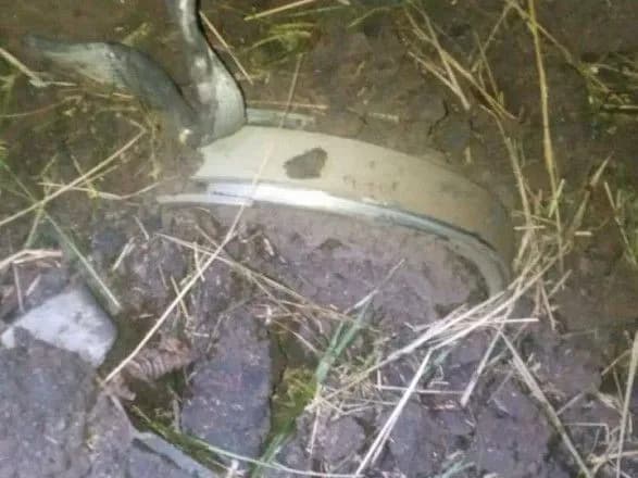 Пошкодженні лінії електропередач та вибиті шибки в будинках: рашисти вночі атакували Запорізький район