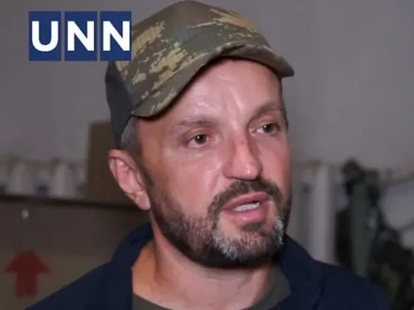 "Спимо у пункті збору і намотуємо 3000 кілометрів за тиждень": волонтери щодня збирають і доставляють допомогу для Бахмута