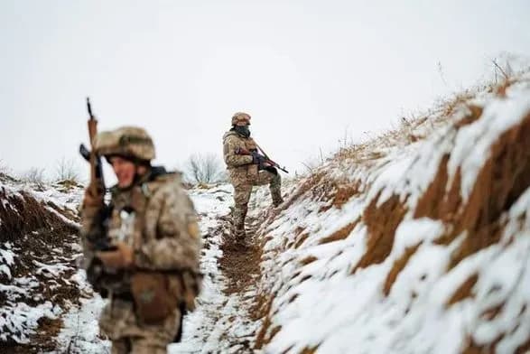 Українські захисники за добу 11 разів вдарили по позиціях ворога та уразили 3 пункти управління – Генштаб