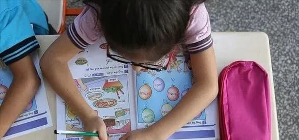 Протистояння Тірани та Лондона: албанські діти стикаються з расистськими знущаннями у британських школах