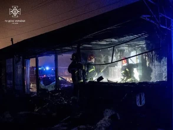 У Києві в кіоску з фаст-фудом вибухнув газовий балон: п'ятеро постраждалих