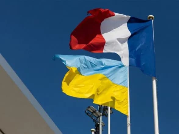 Відбудова, стійкість та зима: у Франції обговорять допомогу Україні