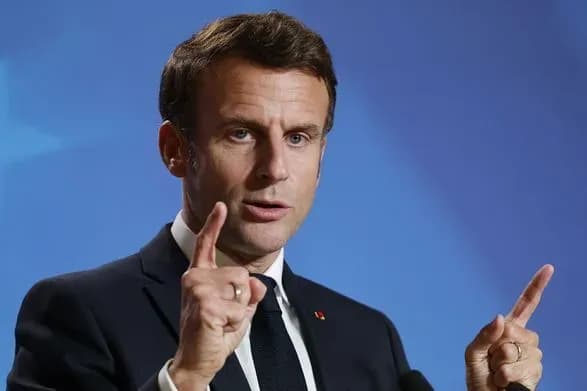Спільний внесок допомоги Україні сягнув 1 млрд євро – Макрон