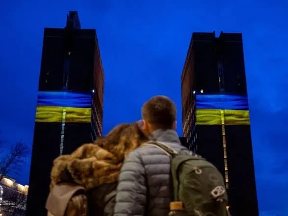 На знак солідарності з Україною відомі місця по всьому світу вимкнуть світло