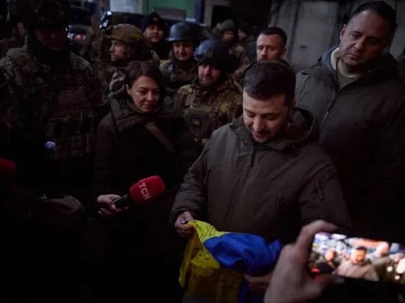 Команда Зеленського планує у лютому представити мирний план для закінчення війни - WSJ