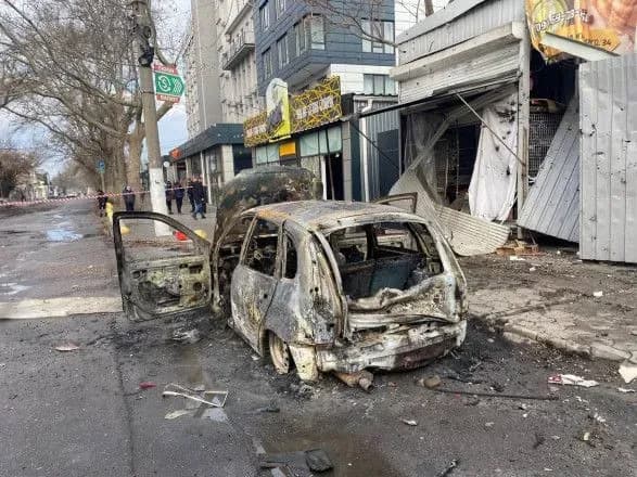 Поки решта світу готує різдвяні обіди, подумайте про Україну - Кулеба про ворожий обстріл Херсона