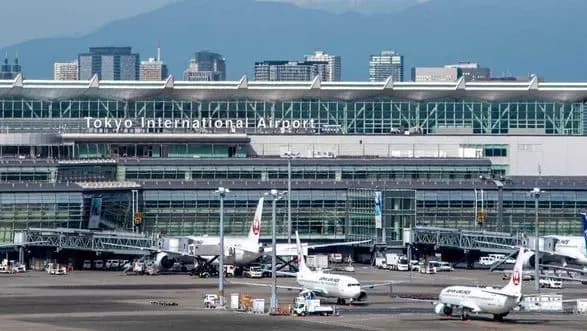 Гонконг просить Японію скасувати "поспішні" Covid-обмеження