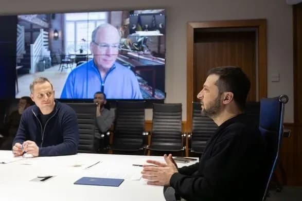 Зеленський домовився з гендиректором BlackRock про координацію з проектів відбудови України