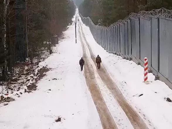 Польща збільшила протяжність електробар'єра на кордоні з білоруссю