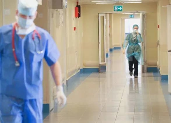 Отримали тяжкі уламкові поранення: під час атаки рф на Херсонщині постраждали діти