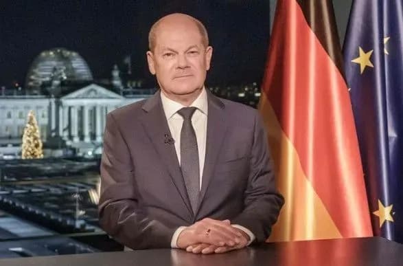 Шольц заявив, що й надалі підтримуватиме Україну