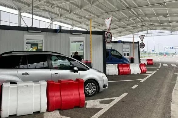 З України минулої доби виїхали 22 тисячі осіб: які сьогодні черги на кордонах