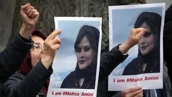 Діячі іранської опозиції, які перебувають у вигнанні, записали послання про "перемогу"