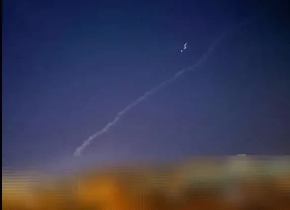 В Севастополе работает ПВО, над морем сбит беспилотник