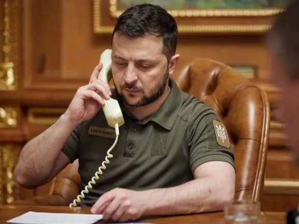 Зеленський зідзвонився з прем'єром Нідерландів: говорили про ризик ескалації на фронті та "Рамштайн"
