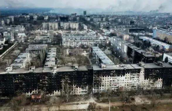 Лівобережжя фізично більше немає: окупанти перетворюють Маріуполь на декорації до апокаліпсиса