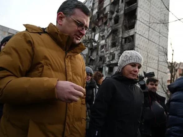 Переконаний, що підтримка Німеччини надходитиме і далі: Кулеба про візит Бербок