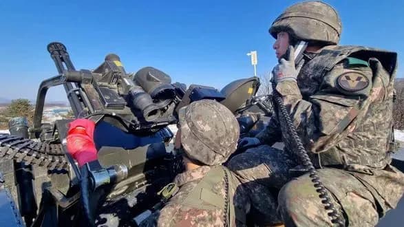 Південна Корея та США проведуть навчання зі сценарієм ядерного удару з боку КНДР