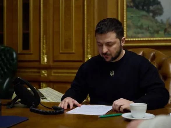 Зеленський обговорив з президентом Кіпру посилення санкційного тиску на рф