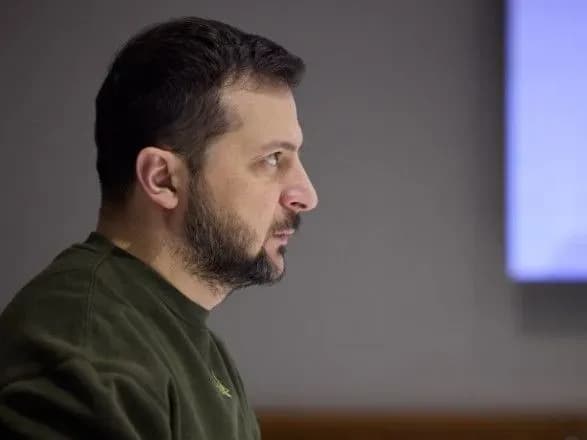 "Правильный сигнал для других партнеров": Зеленский поблагодарил премьера Британии за решение о "непробиваемой" поддержке