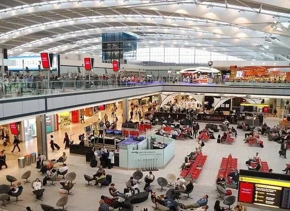 У Лондоні заарештували підозрюваного у зв'язку з посилкою зі слідами урану