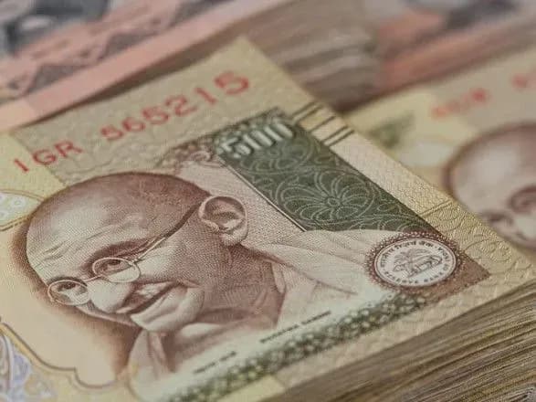 Індія хоче закуповувати російську нафту лише за рупії