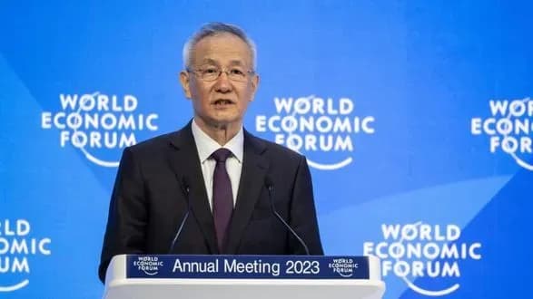 Китай повернувся до "нормального стану" після зняття Covid-обмежень - чиновник