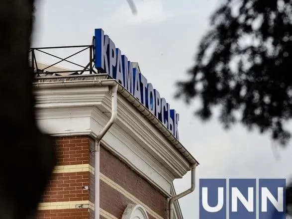 росіяни вранці вдарили по Краматорську, ракета впала біля дитсадка - ОВА