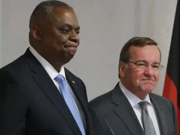 ЗМІ: у міністра оборони США стався конфлікт із найближчим радником Шольца