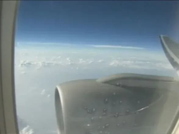 Надійшло повідомлення про бомбу на борту літака, що прямує з Польщі до Греції