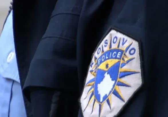 Косовська поліція відкрила вогонь по автомобілю, поранивши серба