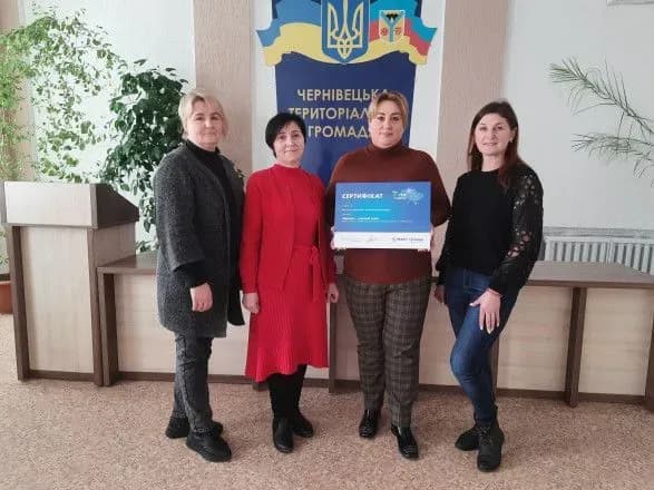 Чернівецька громада завдяки “МХП-Громаді” придбала щепкоріз для виробництва альтернативного біопалива