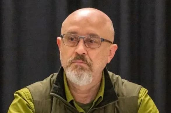 Міністр оборони пропонує створити ТСК для перевірки закупівель харчування для армії