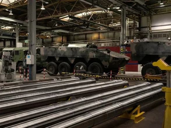 Польша развернула масштабную ремонтную операцию для Украины_— WSJ