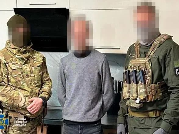 Розкрадали бюджетні кошти під час будівництва казарм: СБУ викрила нові оборудки