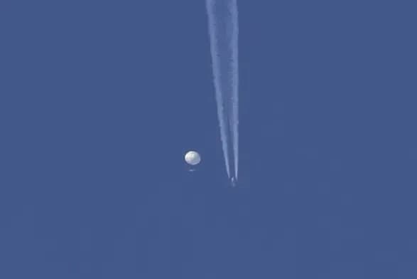 США збили підозрілий аеростат з Китаю над атлантичним узбережжям