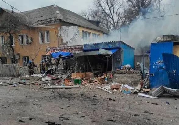 Часів Яр, Дружківка, Ямпіль та Курахове під вогнем: ворог обстрілював Луганщину, є поранені та загиблі