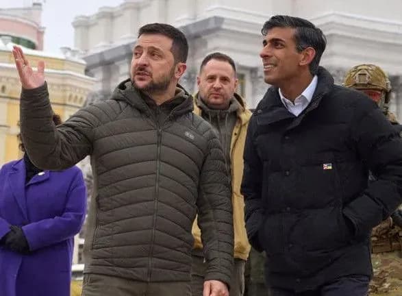 Впервые после полномасштабного вторжения рф: Зеленский едет с визитом в Великобританию