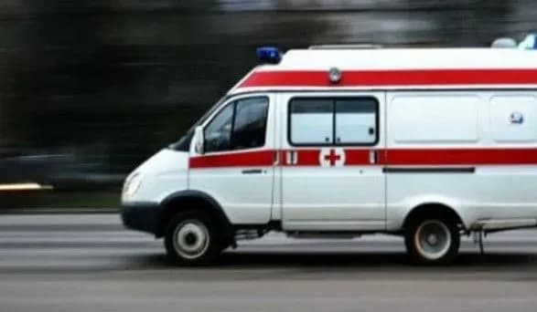 Вибух на території колишнього заводу у Києві: трьох людей витягли з-під завалів